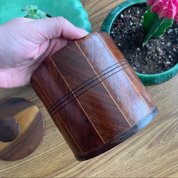 Handmade vintage walnut canister container - Picture 2 of 5